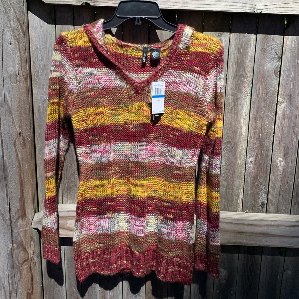 Ultra Flirt medium hooded tunic. NWT!